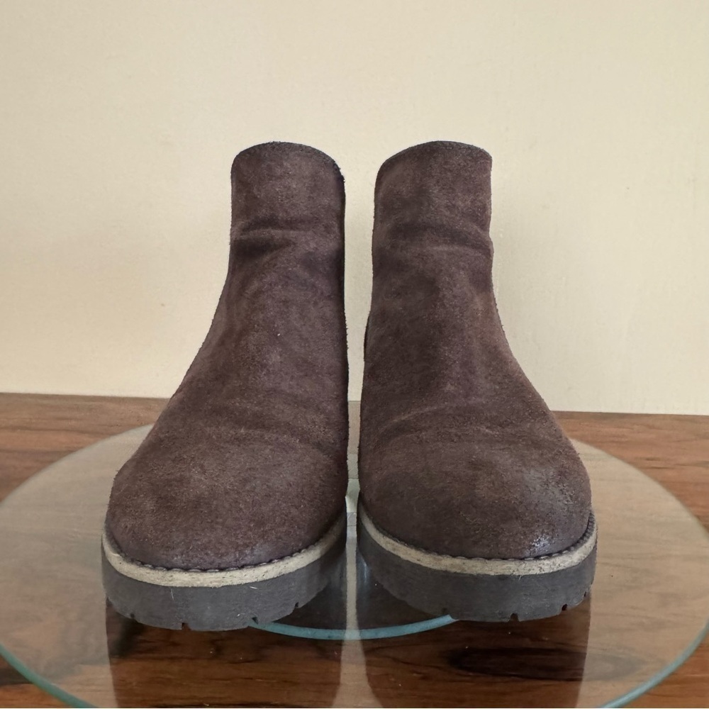 Sansibar brown suede Chelsea boots size 38 / 7